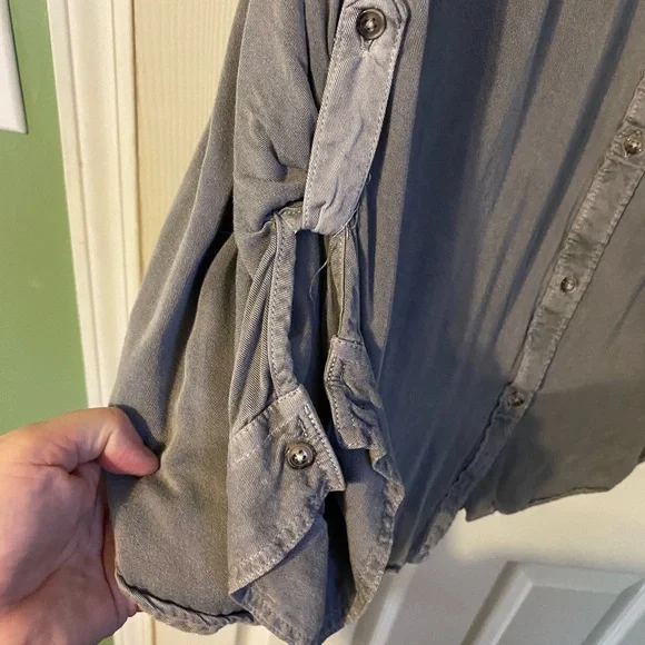 Cato Gray Button-Up long sleeve Shirt 100% rayon size XL 18 - Picture 4 of 7